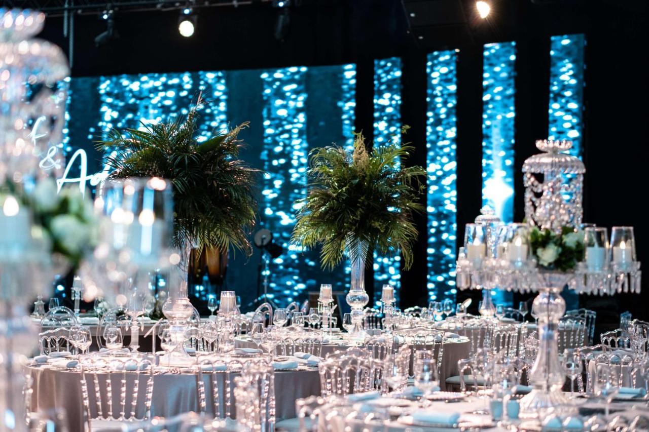 Radisson Collection Hotel, VadСтамбул Екстер'єр фото The 2014 awards ceremony